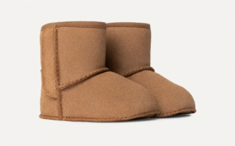ugg klasik 2 2 330x205 - UGG Klasik